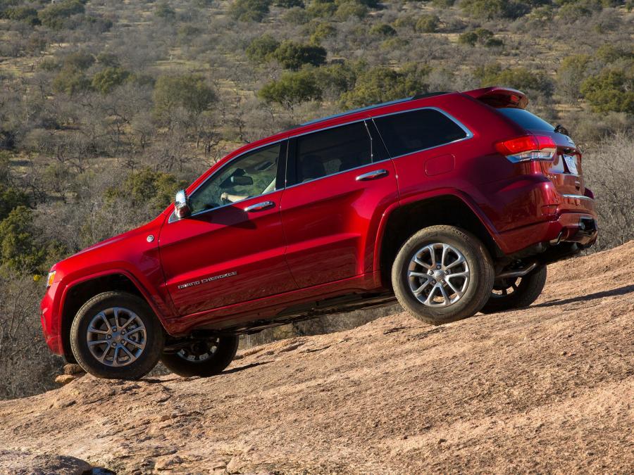  Jeep Grand Cherokee Overland 2013 года  (фото 3 из 20)